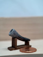Miniature 1:12 Scale Drinking Horn with Stand